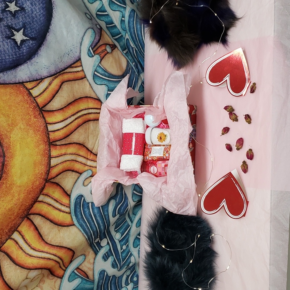 Gift Box with Spa Products